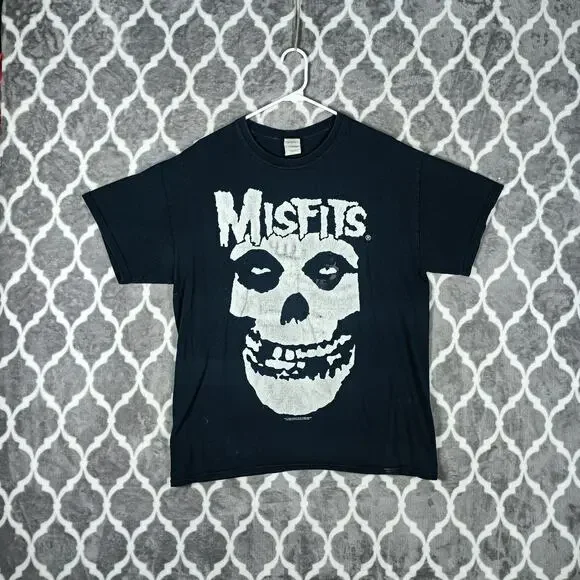 Misfits Skull Graphic T Shirt Men Large Black Official Gildan Thrashed VTG - Picture 1 of 10